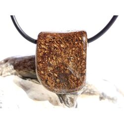 Bronzit Trommelstein / Schmuckstein gebohrt - Sonderqualit�t - ca. 2,5 cm x 2 cm x 0,9 cm