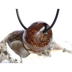 Bronzit Trommelstein gebohrt - Sonderqualit�t - ca. 2,4 cm x 2 cm x 1,7 cm