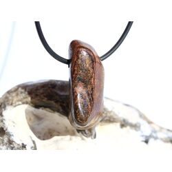 Bronzit Trommelstein gebohrt - ca. 3,3 cm x 1,5 cm x 1,2 cm