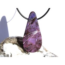 Sugilith XXXL Schmuckstein Cabochon / Scheibenstein gebohrt - Raritt - Sonderqualitt - ca. 5,1 cm x 2,4 cm x 0,5 cm