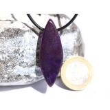 Sugilith XXL Schmuckstein / Scheibenstein gebohrt - Rarität - AA-Sonderqualität - Handarbeit - ca. 4,5 cm x 1,6 cm x 0,8 cm
