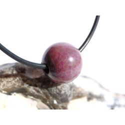 Sugilith Kugel gebohrt - Rarit�t - Sonderqualit�t - ca.15 mm