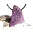 Sugilith XL Rohsteinform angetr. (Trommelstein) gebohrt - Rarität - AA-Sonderqualität - ca. 3,8 cm x 2,7 cm x 1,3 cm