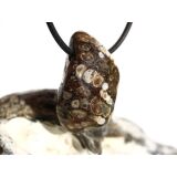 Turitella-Jaspis Trommelstein gebohrt - Sonderqualität - ca. 3,2 cm x 1,9 cm x 1,6 cm (ES)