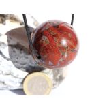 Brekzien-Jaspis XXL Kugel Schmuckstein gebohrt - Sonderqualität - ca. 3,8 cm