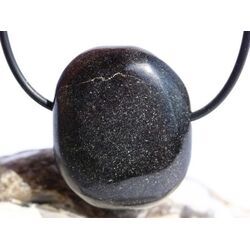 Basalt Scheibenstein / Schmuckstein gebohrt - Sonderqualit�t - ca. 3,2 cm x 2,6 cm x 1,1 cm