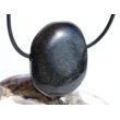 Basalt Scheibenstein / Schmuckstein gebohrt - Sonderqualität - ca. 3,2 cm x 2,6 cm x 1,1 cm
