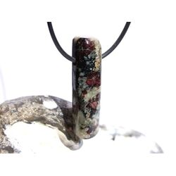 Eudialyt XXL Stab-Schmuckstein gebohrt - Sonderqualitt - Raritt - Handarbeit - ca. 4,1 cm x 1,1 cm x 0,9 cm