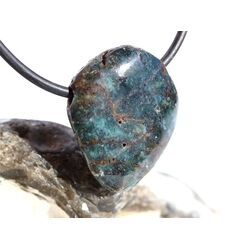 Apatit blau natur Trommelstein / Scheibenstein gebohrt - ca. 2,4 cm x 2,1 cm x 0,8 cm