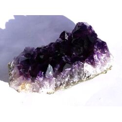 Amethyst Kristallstufe / Ladestufe dunkel (Uruquai) - AAA-Sonderqualitt - ca. 9,6 cm x 4,7 cm x 3,5 cm