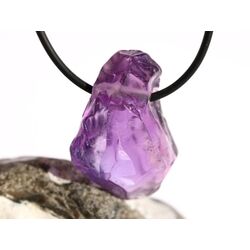 Amethyst mittelhell Kristall / Rohstein angetrommelt (Trommelstein) gebohrt - AAA-Sonderqualitt - Raritt - ca. 3,5 cm x 2,5 cm x 1,9 cm