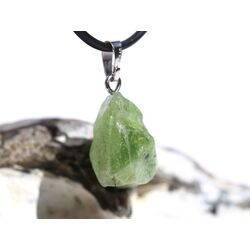 Peridot Kristall- / Rohsteinform Anhnger Silberse (Olivin / Chrysolith) - Sonderqualitt - ca. 2,6 cm x 1,3 cm x 1,3 cm
