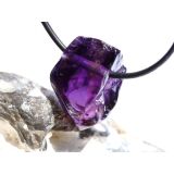 Amethyst dunkel "Morion" Kristallspitze / Rohstein angetrommelt, gebohrt - AA-Sonderqualität - ca. 2,6 cm x 1,8 cm x 1,7 cm