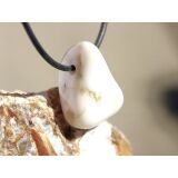 Howlith Trommelstein gebohrt - Sonderqualität - ca. 2,5 cm x 2 cm x 1,8 cm