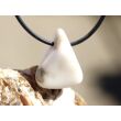 Howlith Trommelstein gebohrt - Sonderqualität - ca. 2,5 cm x 2 cm x 1,8 cm