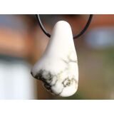 Howlith XXL Trommelstein gebohrt - Sonderqualität - ca. 4,8 cm x 3,2 cm x 1,4 cm
