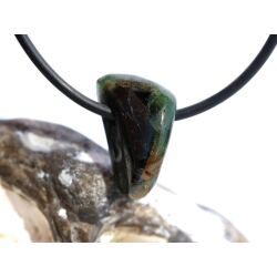 Turmalin grün (Verdelith) Trommelstein gebohrt - Sonderqualität - Rarität - ca. 1,9 cm x 1,1 cm x 1 cm