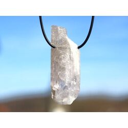 Danburit XXXL Kristallstab / Rohstein gebohrt - Sonderqualit�t - Rarit�t - ca. 6,1 cm x 2,3 cm x 1,5 cm