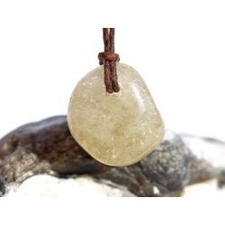 Citrin (gebr.) Trommelstein gebohrt - ca. 1,8 cm x 1,7 cm x 1,2 cm