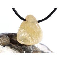 Citrin (gebr.) Trommelstein gebohrt - ca. 2,4 cm x 2,1 cm x 1,2 cm