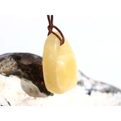 Calcit orange (Orangencalcit) Trommelstein gebohrt - ca. 2,9 cm x 1,8 cm x 1,2 cm