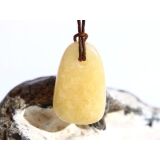 Calcit orange (Orangencalcit) Trommelstein gebohrt - ca. 2,9 cm x 1,8 cm x 1,2 cm