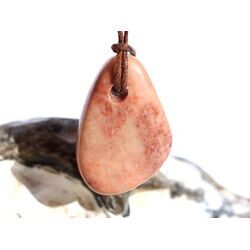 Aprikosencalcit (Calcit apricot) Schmuckstein gebohrt - ca. 3 cm x 2 cm x 1,4 cm