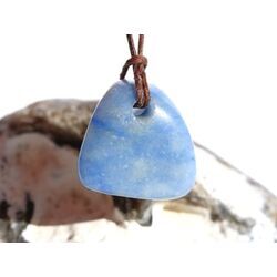 Blauquarz Schmuckstein gebohrt - Handarbeit - sch�ne Qualit�t - ca. 2 cm x 2,2 cm x 1,4 cm