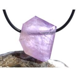 Amethyst hell Schmuckstein facettiert / Scheibenstein gebohrt - sch�ne Qualit�t - ca. 2,8 cm x 2,3 cm x 1,1 cm