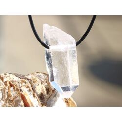 Bergkristall XXL Kristallstab / Kristallspitze natur gebohrt - Sonderqualit�t - ca. 4,5 cm x 2 cm x 1,4 cm