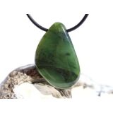 Nephrit-Jade XL Schmuckstein / Scheibenstein gebohrt - Sonderqualität - Handarbeit - ca. 3,6 cm x 2,5 cm x 0,7 cm