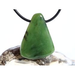 Nephrit-Jade Schmuckstein / Scheibenstein gebohrt -...