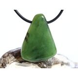 Nephrit-Jade Schmuckstein / Scheibenstein gebohrt -...